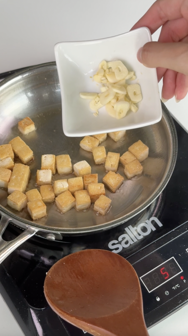 Garlicky Sesame Tofu Bowl - Step 2
